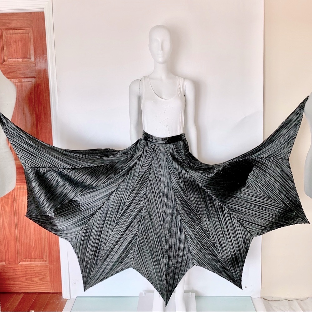 Issey Miyake   Long skirt